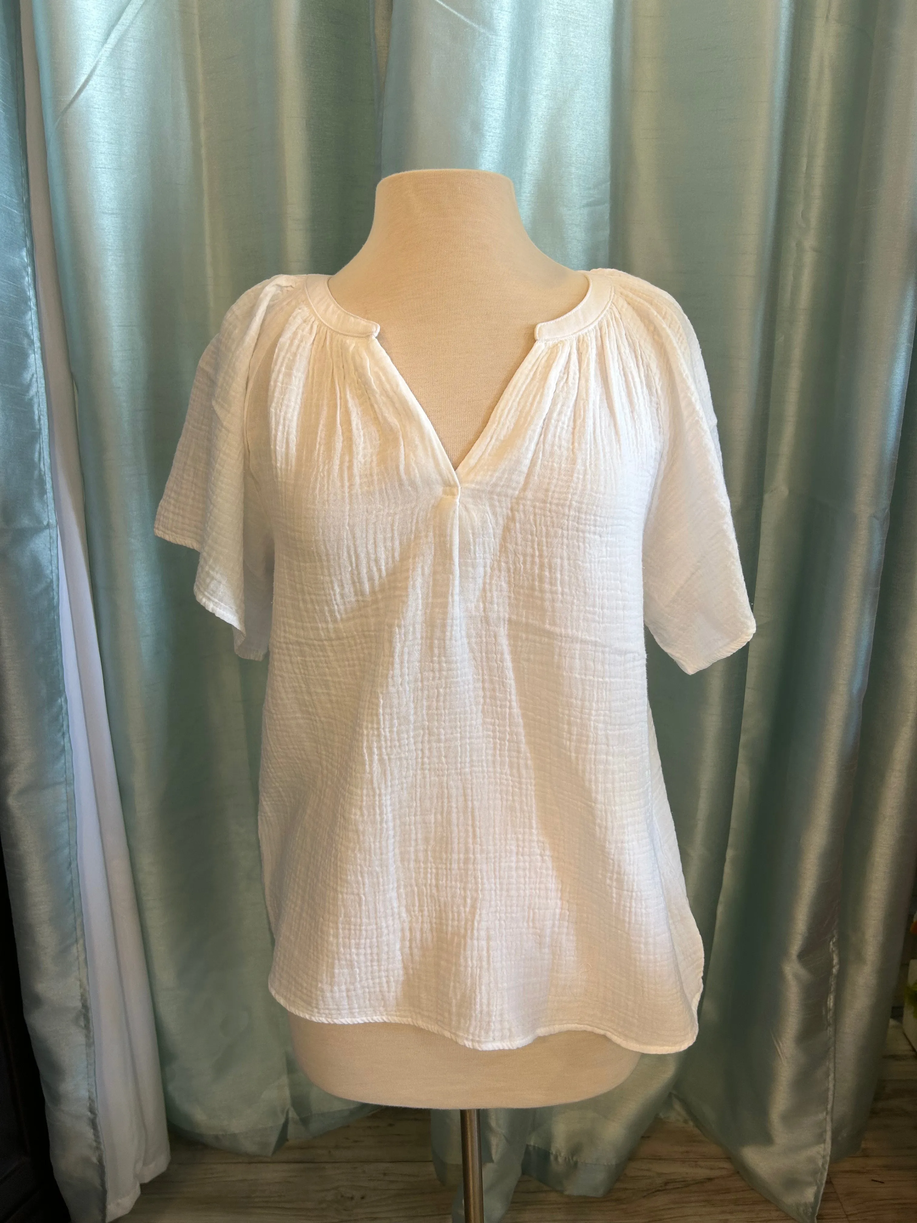 ATHENA WHITE S/S BLOUSE
