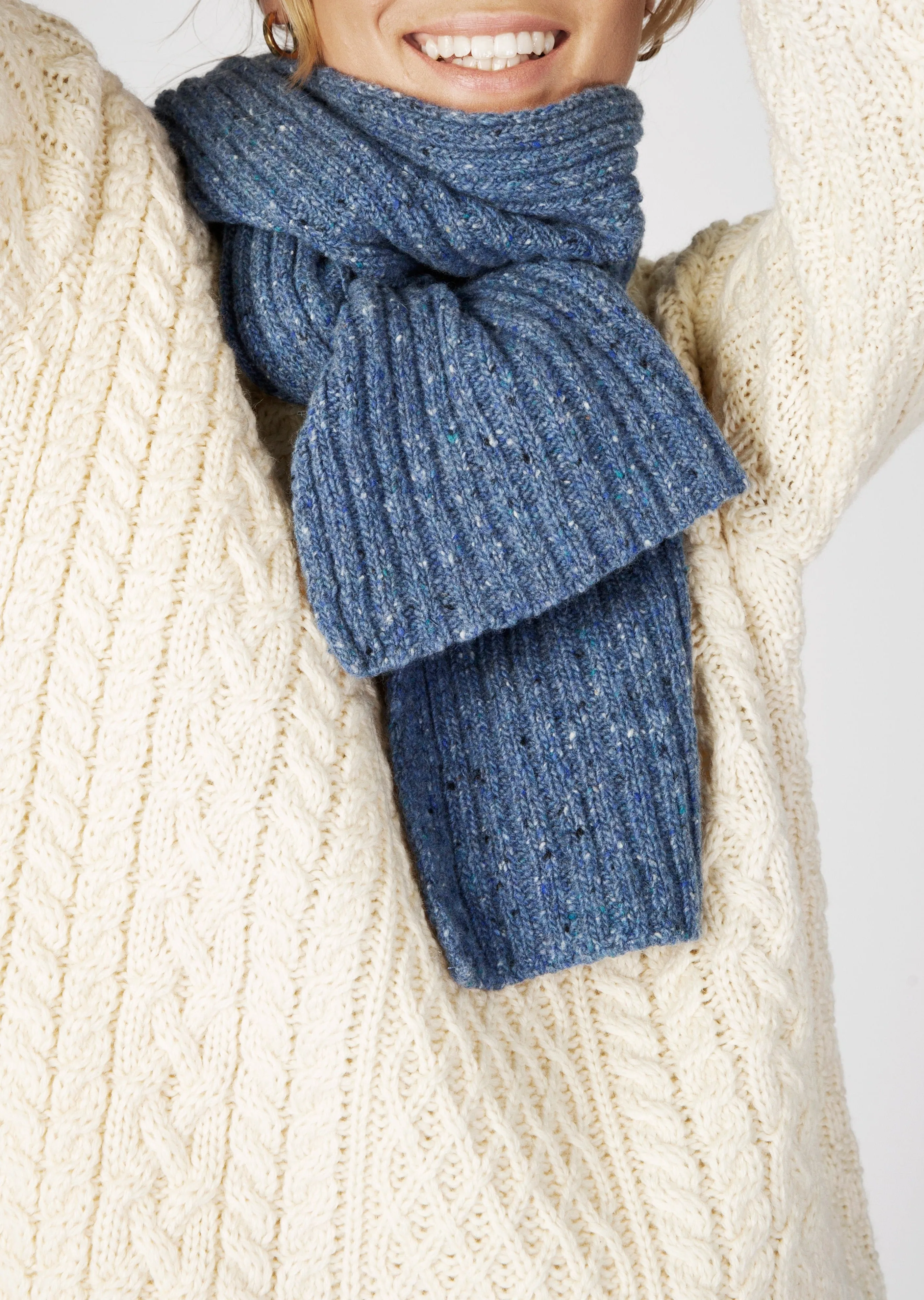 IrelandsEye Luxe Ribbed Scarf | Blue Ocean
