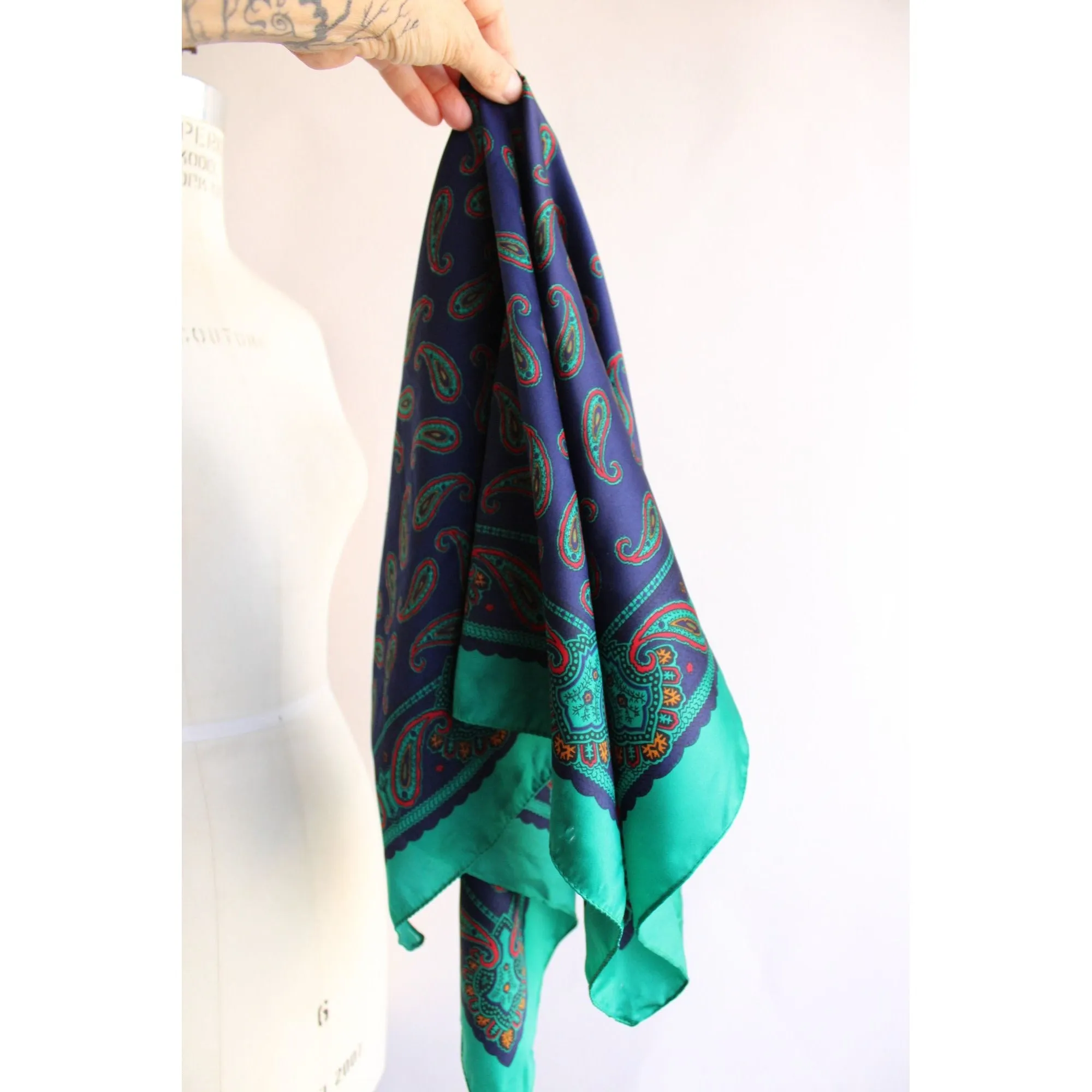 Vintage Paisley Print Scarf