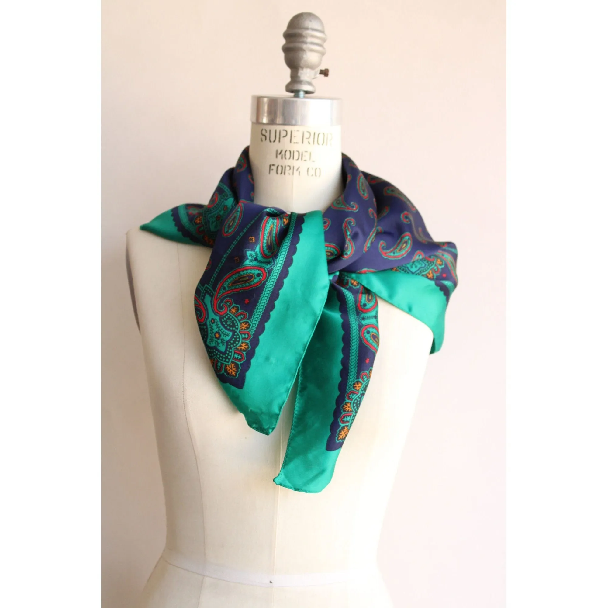 Vintage Paisley Print Scarf